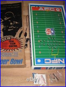 1972 Tudor Sears Super Bowl Miami Dolphins/Dallas Cowboys Electric Football Game
