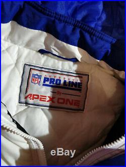Apex One NFL Dallas Cowboys Mens Jacket Vintage Bomber Hooded Puffer Puffy Pro