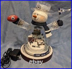 Dallas Cowboy Masterpiece Crystal Snowman Village Figurine Bradford Exchange NFL