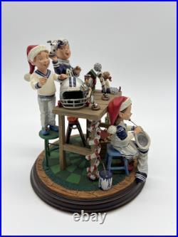 Dallas Cowboys 2001 Danbury Mint NFL Santa's Elves Figurine Sculpture Dallas Cowboys 2001 Danbury Mint NFL Santa's Elves Figurine Sculpture