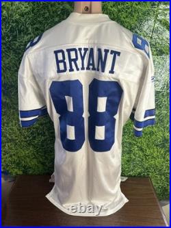 Dallas Cowboys #88 Dez Bryant Custom White Reebok Jersey Size 50+4 Dallas Cowboys #88 Dez Bryant Custom White Reebok Jersey Size 50+4