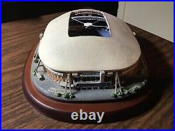 Dallas Cowboys Danbury Mint Replica Texas Stadium with Removable Roof Top