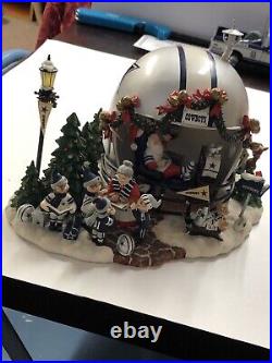 Danbury Mint Dallas Cowboys Game Day at Santa's Great Condition