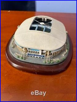 Danbury Mint Texas Stadium NFL Dallas Cowboys Nib, Coa, Football