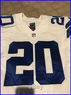 Darren McFadden Dallas Cowboys Game Used Game Worn Team Issued Jersey And Gloves