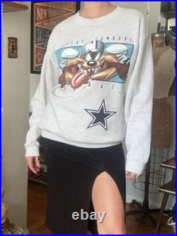 RARE 1997 Dallas Cowboys NFL x Looney Tunes Taz Crew Neck Sweatshirt Size XL