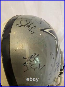 Riddell Football Helmet 2009 Dallas Cowboys Game Used Team Autographed