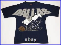 Vintage 90s DALLAS COWBOYS Snoopy NFL Football T-Shirt Garment Graphics L